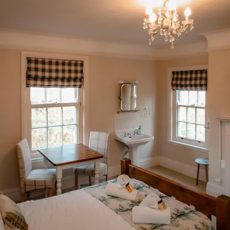 Gallows Hill 3* スカーバラ